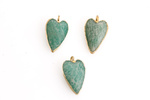 Kamienie Amazonit zawieszka serce  0411kp 23mm 1szt.